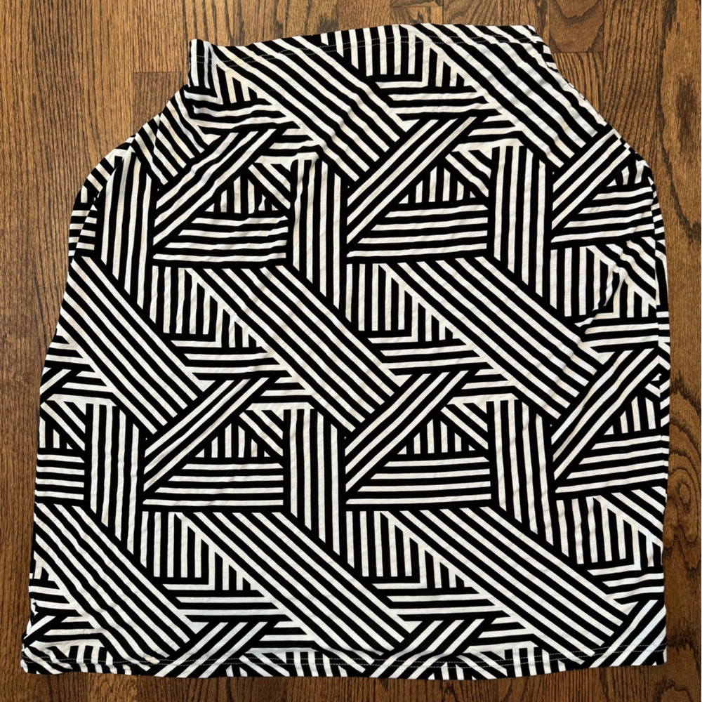 3/$10 - Bebe au Lait Breastfeeding Cover with snaps